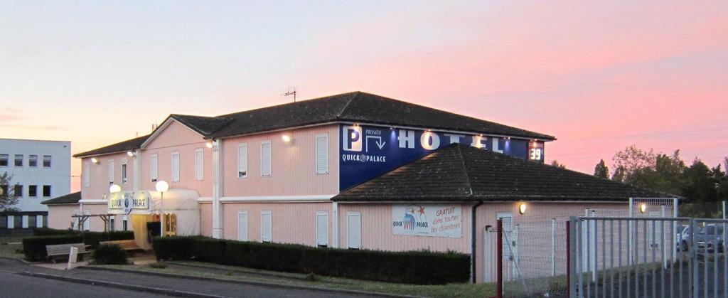 Quick Palace Nantes La Beaujoire Dış mekan fotoğraf A hotel in France